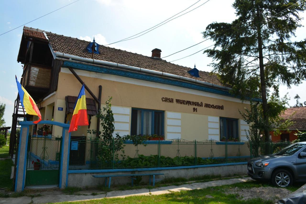 Casa Traditionala Ardeleana Madaras  Экстерьер фото