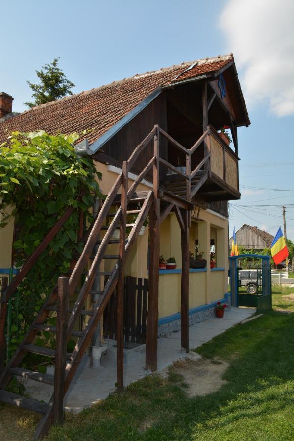 Casa Traditionala Ardeleana Madaras  Экстерьер фото
